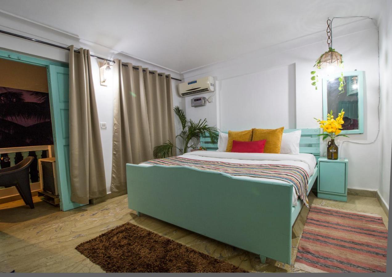 The Turquoiise House Hotel Morjim Exterior photo