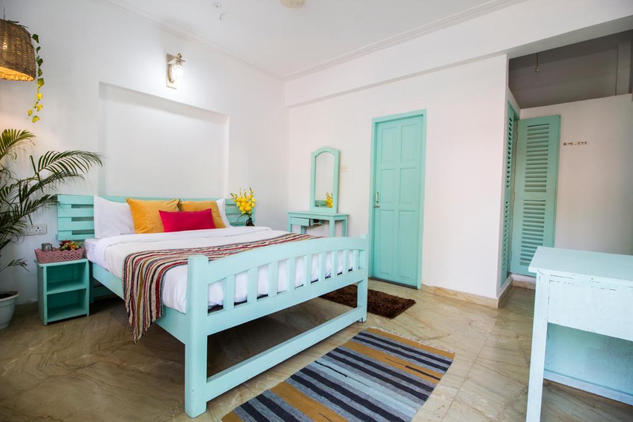 The Turquoiise House Hotel Morjim Exterior photo