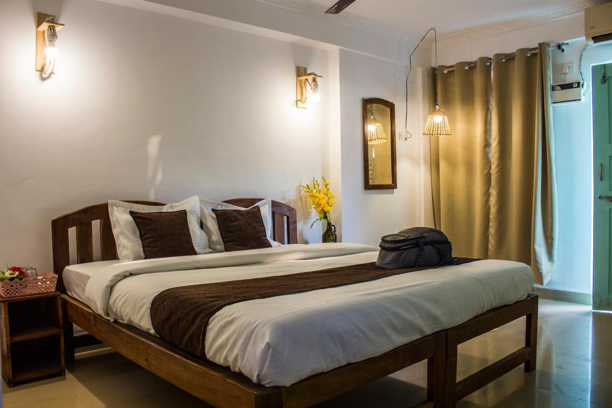 The Turquoiise House Hotel Morjim Exterior photo
